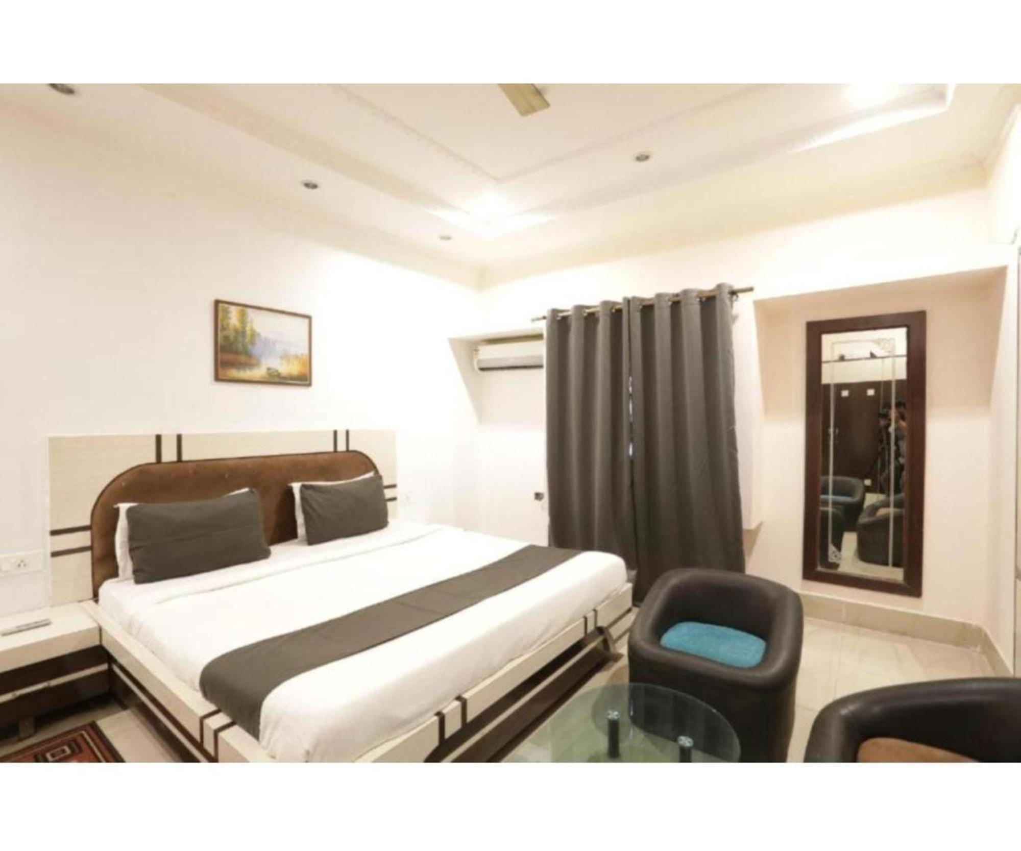 Day S Inn Luxury Stay Near Care Hospital In Budget Friendly Price Best Seller Bhubaneswar Dış mekan fotoğraf