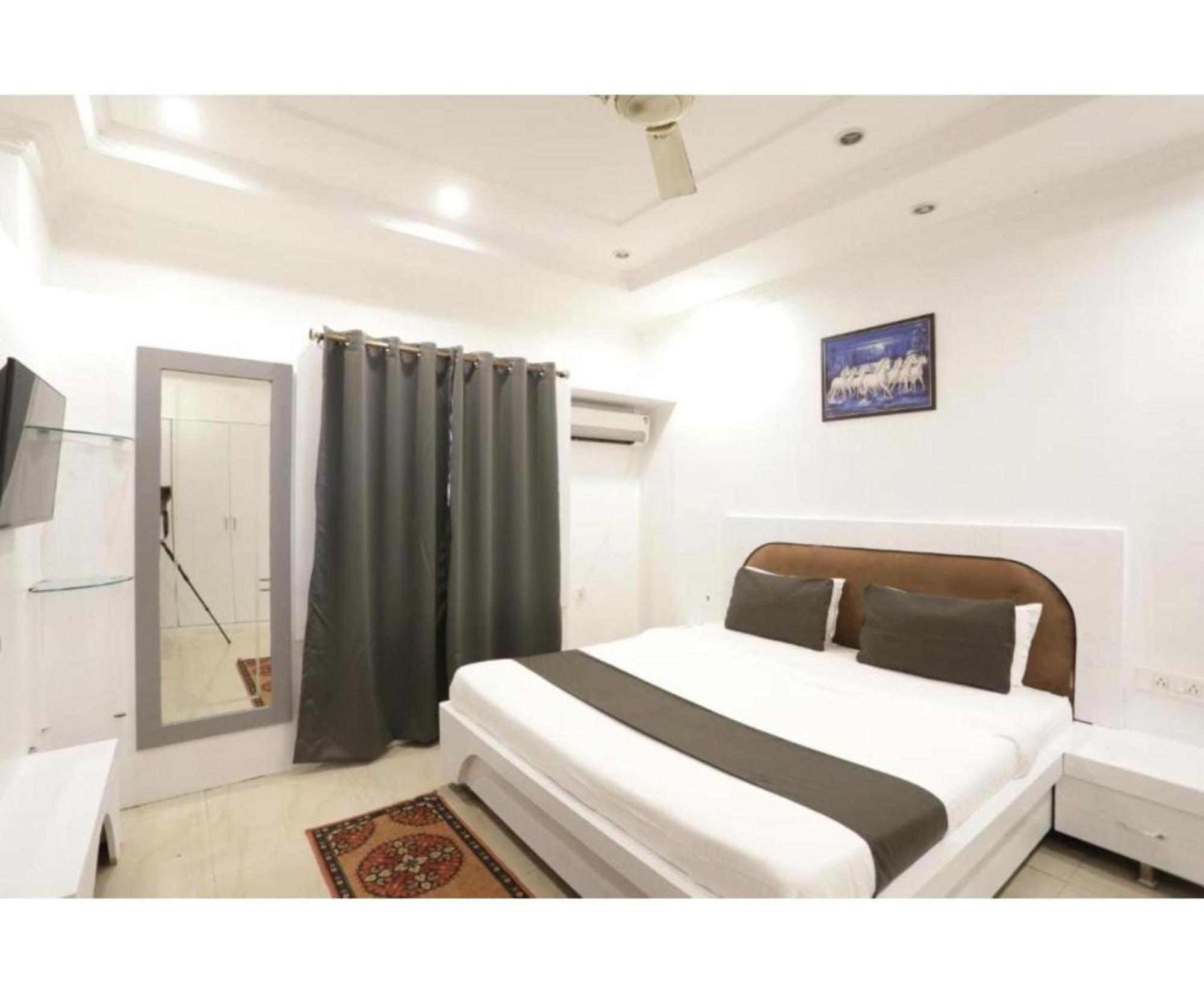 Day S Inn Luxury Stay Near Care Hospital In Budget Friendly Price Best Seller Bhubaneswar Dış mekan fotoğraf